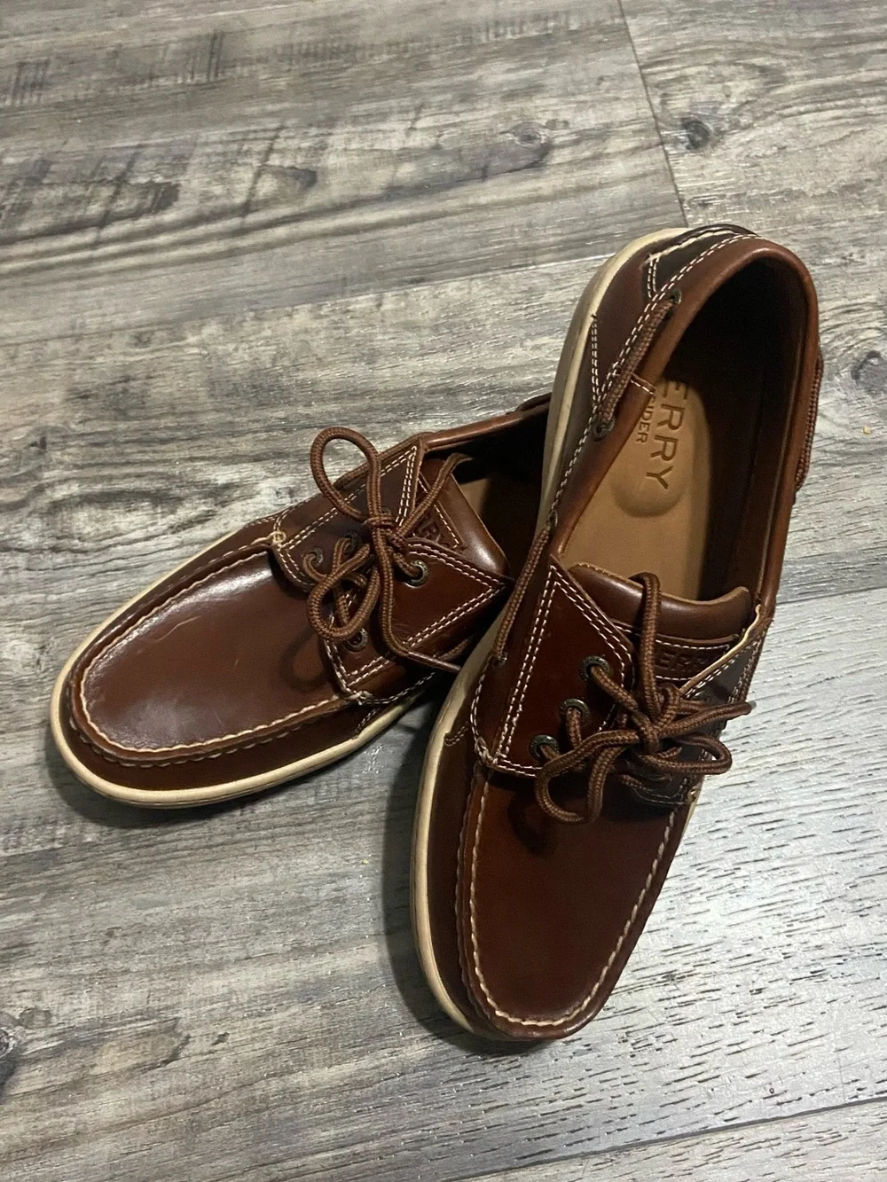 Sperry Men's Brown Leather Moc Toe Boat Shoes with Cream Sole